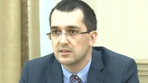 Mesajele dintre Ursula van der Leyen și CEO-ul Pfizer ar trebui făcute publice – Vlad Voiculescu, europarlamentar USR
