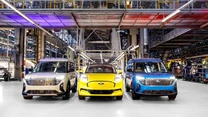 Primele mașini electrice „Made in România” au ieșit de pe poarta uzinei Ford Otosan din Craiova