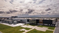 Fabrica Nokian Tyres din Oradea începe livrările de anvelope. Primul camion a plecat deja către centrele de distribuție