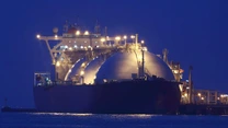 Va reuși SUA să inunde lumea cu gaze lichefiate (LNG) în schimbul renunțării la suprataxe sau „se împușcă Trump în picior”?