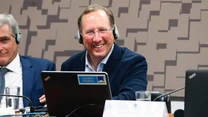 Grupul Eagle Football Holdings, controlat de omul de afaceri american John Textor, a anunțat vânzarea iminentă a participației pe care o deține la clubul englez Crystal Palace
