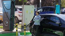 PPC Blue a pus 16 stații de încărcare a mașinilor electrice în campusul Politehnicii din București