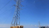 O nouă linie electrică de înaltă tensiune a fost finalizată. Lucrarea a fost făcută de firme românești
