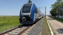 Primul tren PESA pentru România a intrat în teste la Făurei FOTO – VIDEO