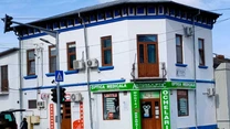 O cârciumă din Buzău care a aparținut lui Caragiale între noiembrie 1894 și noiembrie 1895 a fost scoasă la vânzare