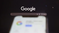 Doar 11% dintre vizitatori mai dau click pe primul rezultat din Google! AI devine opțiunea de încredere