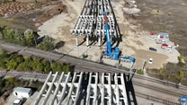 Autostrada Bucureștiului A0: Se montează tablierul metalic la pasajul peste calea ferată București – Constanța