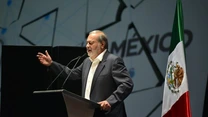 Miliardarul Carlos Slim cumpără activele Lukoil din Mexic