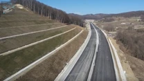 VIDEO Autostrada A1 Sibiu – Pitești: PORR lucrează cu peste 300 de muncitori pe secțiunea 4, realizată aproape 90%