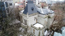Cât costă un castel în București? Dar  un palat burghez vizavi de Curtea Domnească? Romania Sotheby’s International Realty are scoase la vânzare proprietăți de milioane de euro în inima Capitalei