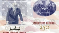 Cultul personalității în SUA. Președintele Trump a prezentat un nou model de pașaport american în care apare fotografia sa