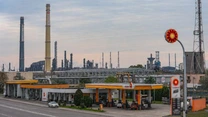 Ieftinire semnificativă a carburanților în benzinăriile Rompetrol, azi. Cât costă acum benzina și motorina