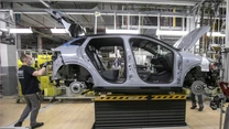 Pariul de 26 de miliarde de euro: Renault a transformat Franța în „fortăreața” sa electrică