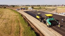 VIDEO Orașul de lângă București unde a început asfaltarea centurii