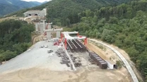 VIDEO Autostrada A1 Sibiu – Pitești: a început lansarea tablierului metalic pe cel mai înalt viaduct din secțiunea 2