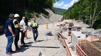 „Autostrada” din Valea Doftanei: Construcții Erbaşu a ajuns la un stadiu de 23% la drumul județean care leagă Prahova de Brașov