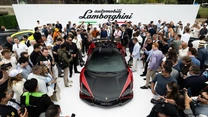 Lamborghini Revuelto SV, cu 1.065 CP, a fost prezentat la Monterey Car Week 2026
