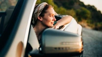 Cum se schimbă experienţa șoferului atunci când protecția auto merge dincolo de minimul obligatoriu