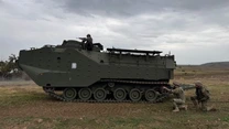 Ambasada SUA la Bucureşti anunță livrarea către România a primelor nouă vehicule amfibii de asalt