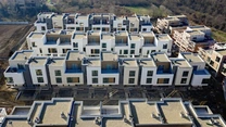 FOTO Investiție masivă pe malul lacului Pipera: 87 de vile de lux construite de Danya Cebus cu 45 de milioane de euro