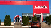 Producătorul de mobilă Lemet își reia expansiunea în zona de retail. A redeschis un showroom în Botoșani
