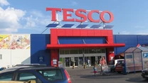 Gigantul care nu a ajuns în România. Tesco, cel mai mare lanţ de magazine din Marea Britanie, ar putea vinde către patronul Lidl şi Kaufland afacerile din Cehia şi Slovacia  – Financial Times