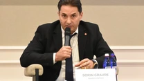 Petromidia și-a reorientat livrările de carburanți pe piața internă, în contextul crizei. Conducerea rafinăriei cere predictibilitate legislativă și dialog cu statul: “Nu putem să oprim războaiele din jur, dar putem să facem multe lucruri aici, la noi acasă”