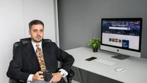 Un român concurează cu Airbnb și Booking. Platforma de cazări Travlocals crește cu 50% și depășește 500.000 de euro investiții