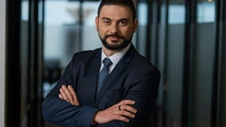 Asigurările corporate de sănătate trebuie să fie foarte flexibile pentru a acoperi toate nevoile asiguraților. Trei soluții esențiale pentru angajat și angajatori oferite de UNIQA Asigurări