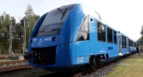 Trenurile pe hidrogen – Autoritatea pentru Reformă Feroviară lansează în licitaţie achiziţia prin PNRR a celor 12 automotoare