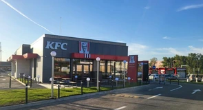 Sphera Franchise Group, care operează lanțurile de restaurante KFC, Pizza Hut și Taco Bell din România, și-a triplat profitul net în primul trimestru din acest an