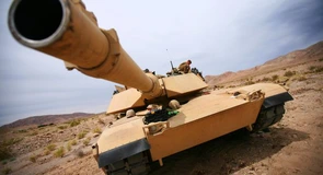 România ar putea deveni principalul producător de muniție din Europa pentru tancurile Abrams. Anunțul ministrului Economiei – Digi24