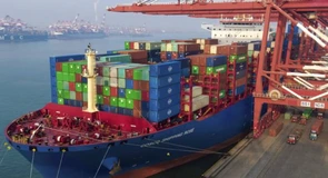 Preţurile transportului maritim ating noi maxime din cauza tensiunilor geopolitice (analiză eToro)