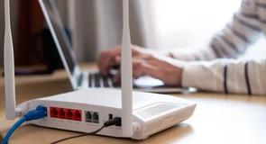 Cum variază facturile și vitezele de internet în Europa: În România costă cât o pizza, în Norvegia de 7 ori mai mult