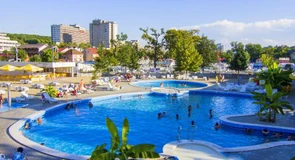 Peste 40% dintre bugetari ar putea renunța la voucherele de vacanță, deoarece nu vor să le folosească doar în extrasezon