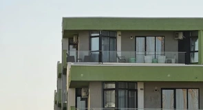 UPDATED. Majorarea TVA la 21% scumpește locuințele noi cu cel puțin 10.000 de euro