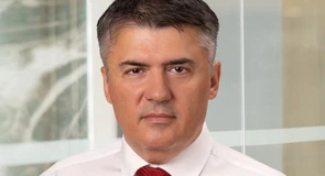 Acţionarii Dividende şi Deţineri, controlată de omul de afaceri Cristian Siminel, au redus capitalul social al firmei cu peste 298 de milioane de lei