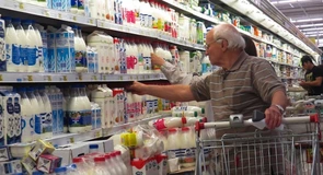 Controale ANPC la comercianții de lapte și produse lactate, din toată țara. Amenzi de 2,6 milioane lei