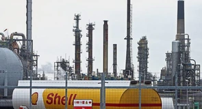 Shell neagă zvonurile referitoare la discuţiile pentru preluarea BP