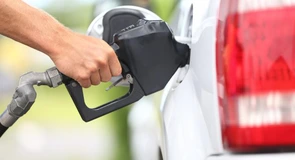 Din 1 august un litru de carburant ar putea costa 7,8 lei