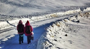 ANM: Vreme deosebit de rece, polei și ninsoare viscolită în toată țara până miercuri dimineața. Cod galben de ger pentru șase județe din Moldova începând de sâmbătă