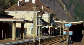Sinaia îşi revine treptat după furtuna neobişnuit de violentă de miercuri