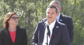 Grindeanu: Construcția Autostrăzii Unirii A8 merge mai departe! Cum s-a soluționat disputa UMB – CNIR