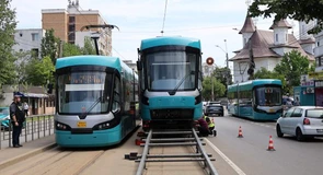 Primăria Galați a recepționat ultimul tramvai, al zecelea, din lotul cumpărat cu bani din PNRR
