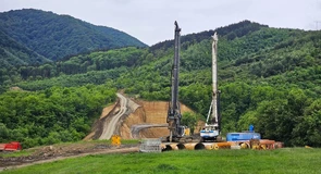 VIDEO Autostrada A1 Sibiu – Piteşti: Turcii de la Mapa – Cengiz au început săpăturile la încă un tunel