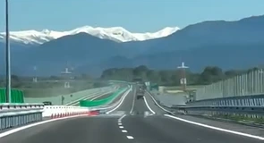 Carpații de pe autostradă: Imagini cu noul tronson din A1 Sibiu – Pitești, care se deschide în câteva săptămâni