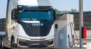 Camioane pe hidrogen – s-a semnat memorandum de înțelegere pentru un nou coridor de hidrogen în Europa, în zona României. Cine este implicat