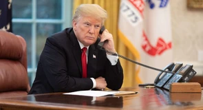 Trump anunță că va impune taxe vamale de 30% pentru bunurile importate din Uniunea Europeană și Mexic începând de la 1 august. Este însă dispus la concesii