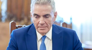 Scandal de corupţie – Mită de peste 150.000 de euro plătită 8 ani la rând unui inspector ANAF pentru ca firmele vicepremierului Anastasiu să aibă „protecţie de la Fisc”