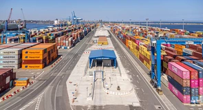 DP World lansează în România primul scanner tip drive-through din Europa Centrală și de Est. Timpul de procesare se reduce de la 5-7 ore, la două minute